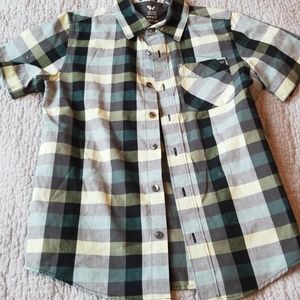 Boys button down short sleeved shirt
